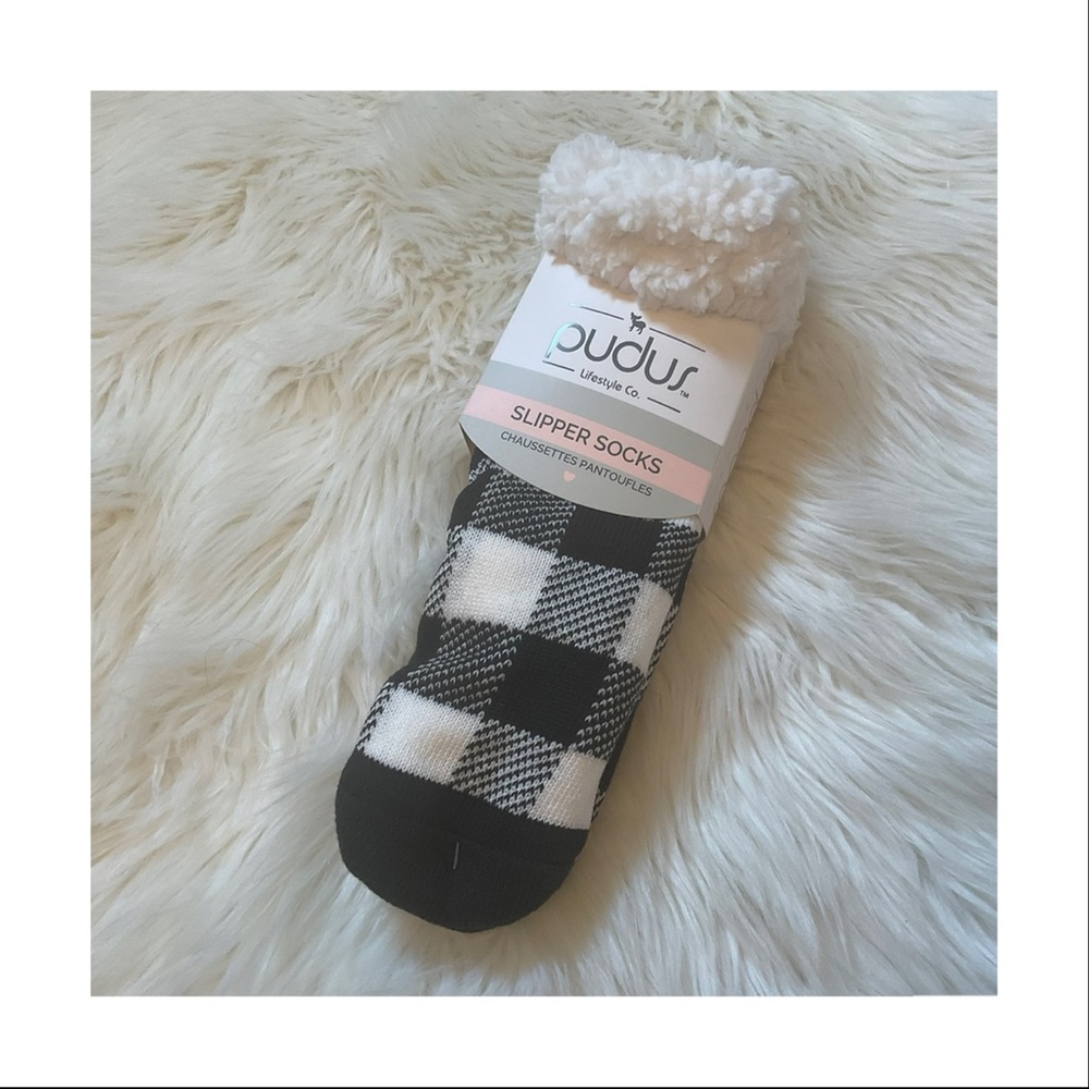 Pudus Lifestyle Co. Slipper Socks - NWT